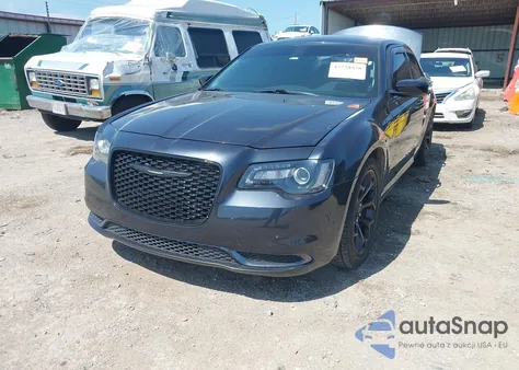 2019 Chrysler 300 Touring из США, поврежденный, VIN 2C3CCAAG4KH610427